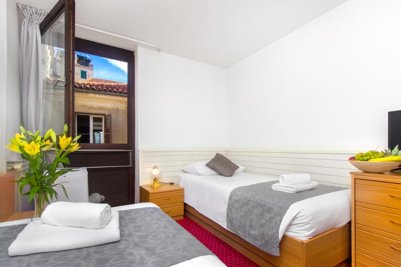Hotel Jadran Sibenik Exterior photo